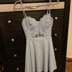 Windsor light blue dress
